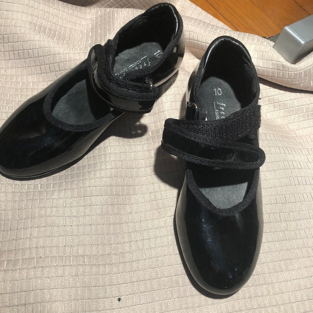 Freestyle tap dance shoes size 10 kid, black